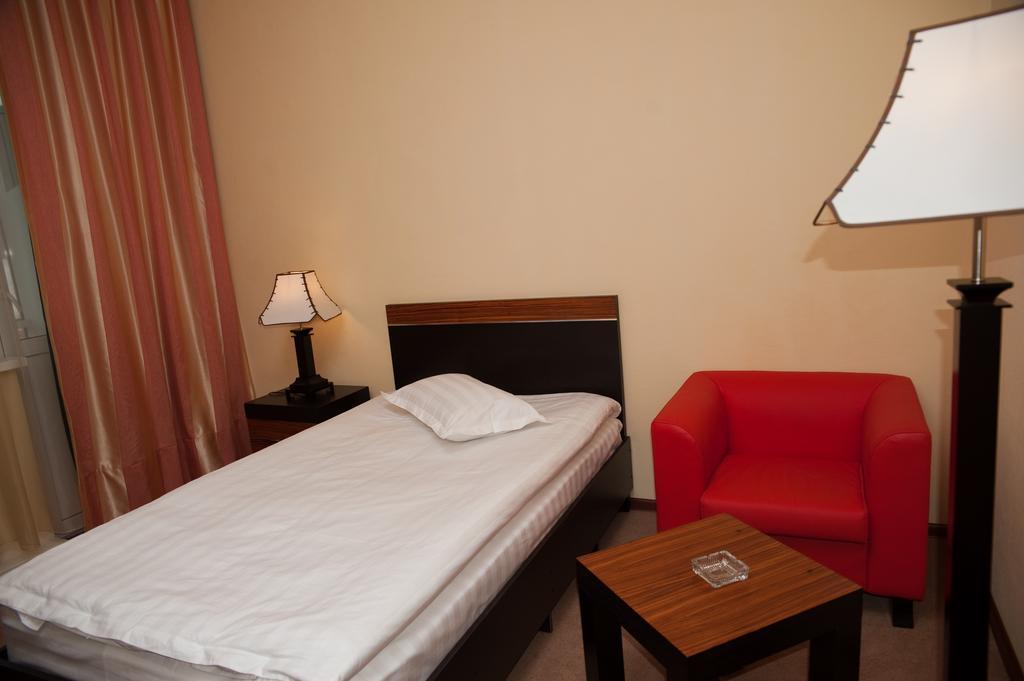 Artastana Hotel Room photo