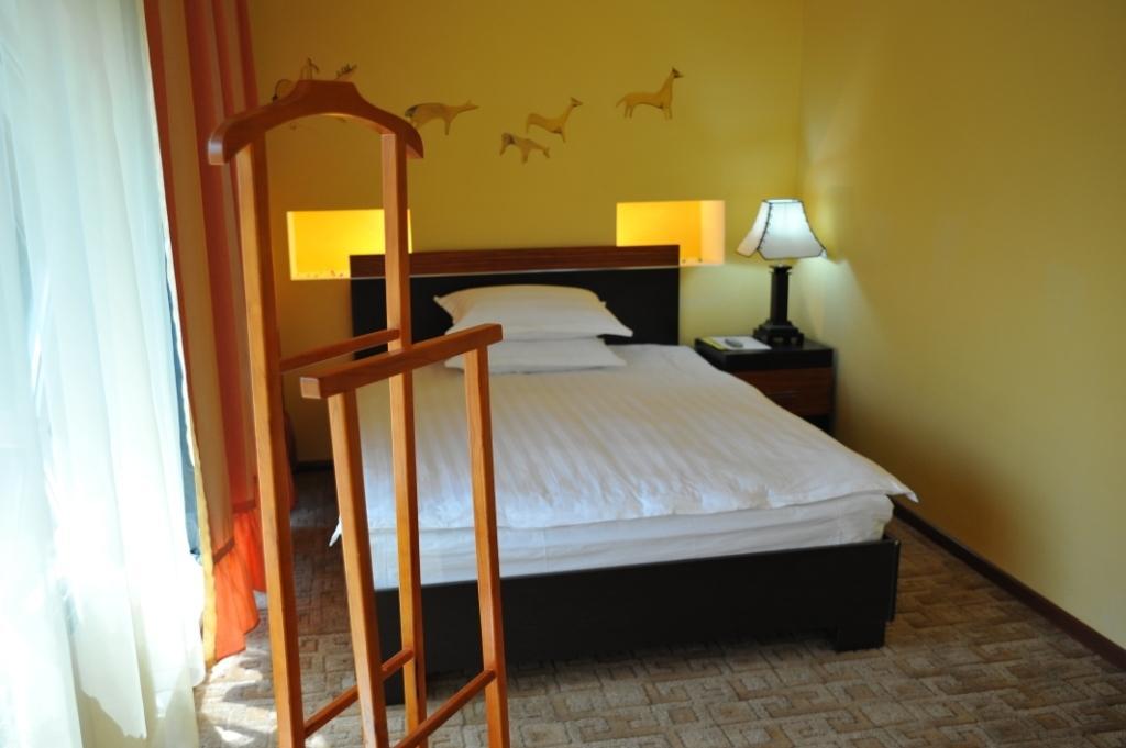 Artastana Hotel Room photo