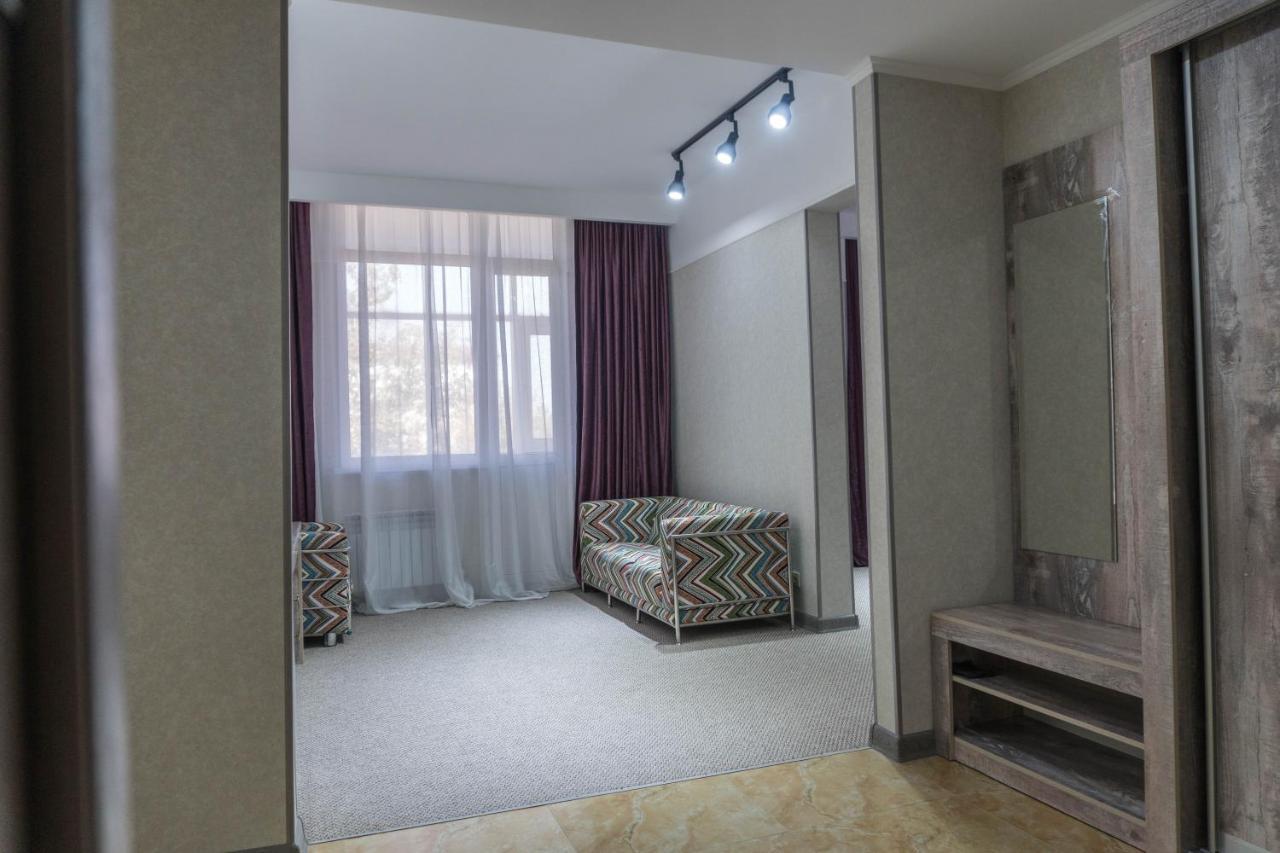 Artastana Hotel Exterior photo